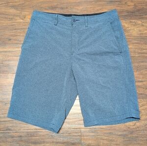 Goodfellow & Co Hybrid Flat Front Short in Slate Blue